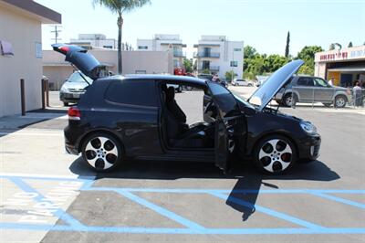 2011 Volkswagen GTI   - Photo 27 - Van Nuys, CA 91406