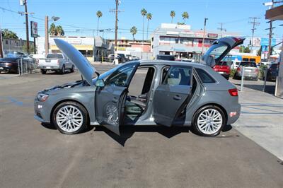 2018 Audi A3 Sportback e-tron 1.4T Premium Plus   - Photo 26 - Van Nuys, CA 91406