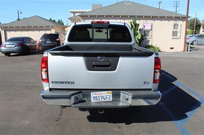 2017 Nissan Frontier S   - Photo 6 - Van Nuys, CA 91406