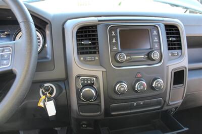 2018 RAM 1500 Express   - Photo 25 - Van Nuys, CA 91406