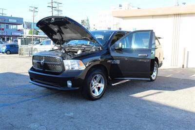 2018 RAM 1500 Express   - Photo 28 - Van Nuys, CA 91406