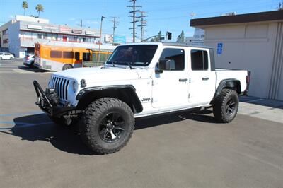 2020 Jeep Gladiator Sport   - Photo 3 - Van Nuys, CA 91406