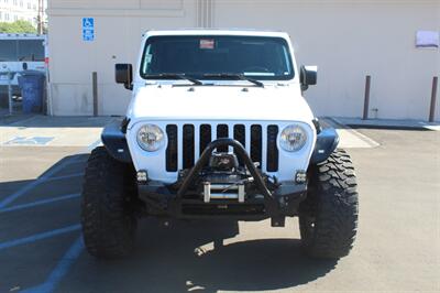 2020 Jeep Gladiator Sport   - Photo 2 - Van Nuys, CA 91406