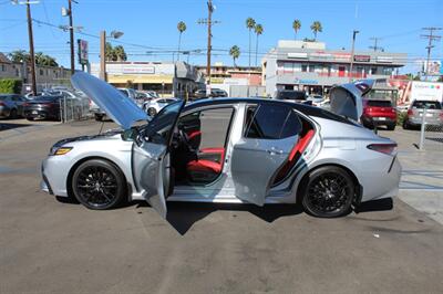 2022 Toyota Camry Hybrid XSE   - Photo 24 - Van Nuys, CA 91406