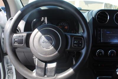 2014 Jeep Compass Sport   - Photo 21 - Van Nuys, CA 91406