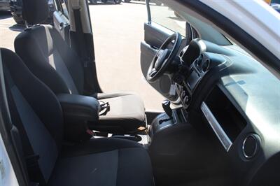 2014 Jeep Compass Sport   - Photo 16 - Van Nuys, CA 91406