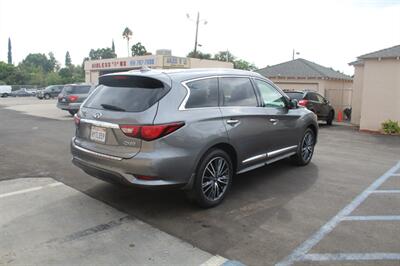 2018 INFINITI QX60   - Photo 7 - Van Nuys, CA 91406