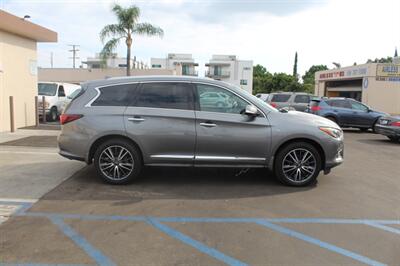 2018 INFINITI QX60   - Photo 8 - Van Nuys, CA 91406