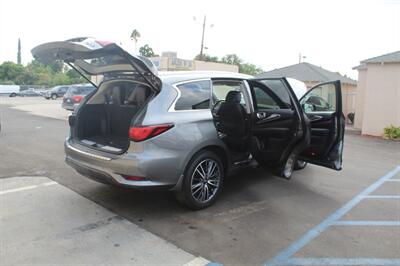 2018 INFINITI QX60   - Photo 30 - Van Nuys, CA 91406