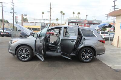 2018 INFINITI QX60   - Photo 27 - Van Nuys, CA 91406