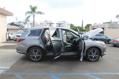 2018 INFINITI QX60   - Photo 31 - Van Nuys, CA 91406