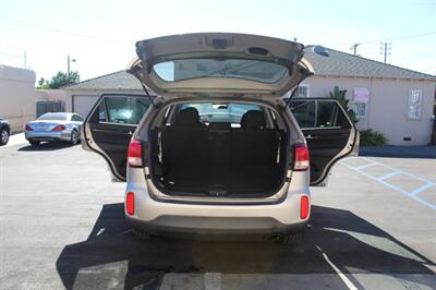 2014 Kia Sorento LX   - Photo 27 - Van Nuys, CA 91406