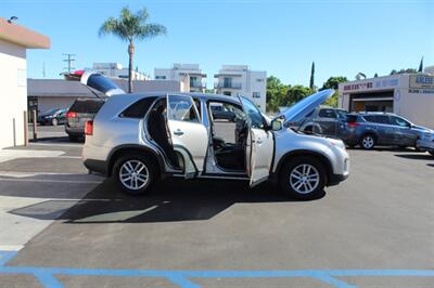 2014 Kia Sorento LX   - Photo 29 - Van Nuys, CA 91406