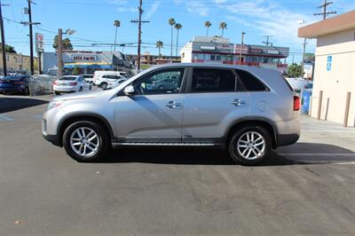 2014 Kia Sorento LX   - Photo 4 - Van Nuys, CA 91406