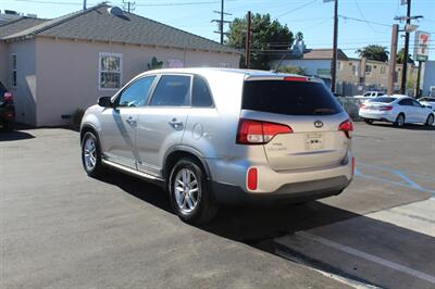 2014 Kia Sorento LX   - Photo 5 - Van Nuys, CA 91406