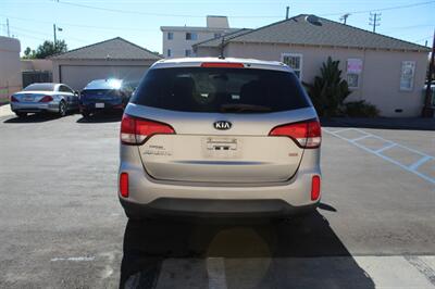 2014 Kia Sorento LX   - Photo 6 - Van Nuys, CA 91406