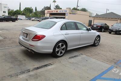 2017 Mercedes-Benz E 300   - Photo 7 - Van Nuys, CA 91406