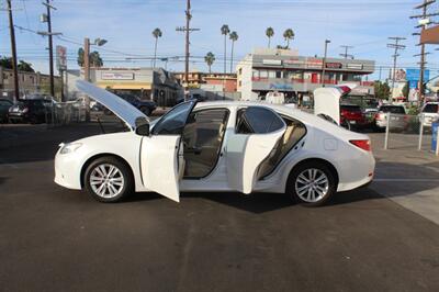 2015 Lexus ES   - Photo 26 - Van Nuys, CA 91406