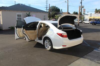 2015 Lexus ES   - Photo 27 - Van Nuys, CA 91406