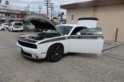 2017 Dodge Challenger R/T   - Photo 20 - Van Nuys, CA 91406