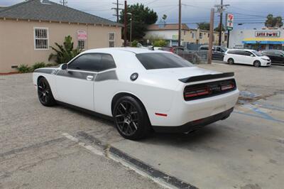 2017 Dodge Challenger R/T   - Photo 5 - Van Nuys, CA 91406