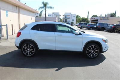 2017 Mercedes-Benz GLA GLA 250   - Photo 8 - Van Nuys, CA 91406