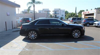 2013 Chrysler 300 Series S   - Photo 8 - Van Nuys, CA 91406