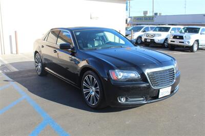 2013 Chrysler 300 Series S   - Photo 1 - Van Nuys, CA 91406