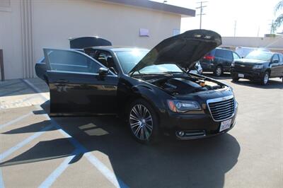 2013 Chrysler 300 Series S   - Photo 21 - Van Nuys, CA 91406