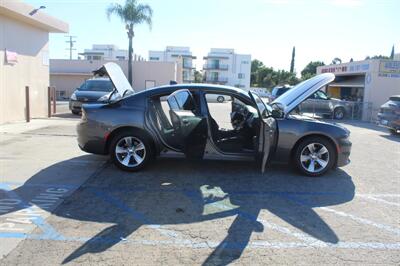 2017 Dodge Charger SXT   - Photo 30 - Van Nuys, CA 91406