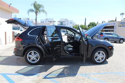 2015 Porsche Cayenne S   - Photo 26 - Van Nuys, CA 91406