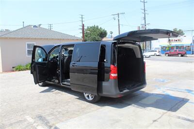 2018 Mercedes-Benz Metris Passenger   - Photo 23 - Van Nuys, CA 91406