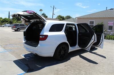 2018 Dodge Durango R/T   - Photo 27 - Van Nuys, CA 91406