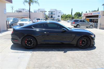 2016 Ford Mustang Shelby GT350   - Photo 8 - Van Nuys, CA 91406