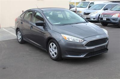 2016 Ford Focus S   - Photo 1 - Van Nuys, CA 91406