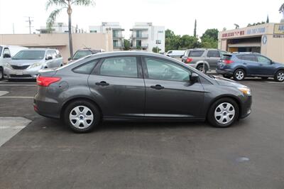 2016 Ford Focus S   - Photo 8 - Van Nuys, CA 91406