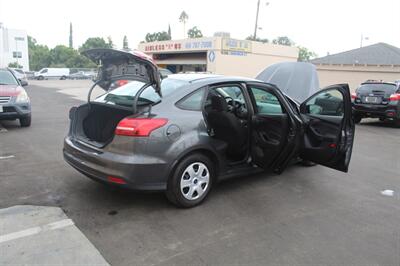 2016 Ford Focus S   - Photo 28 - Van Nuys, CA 91406