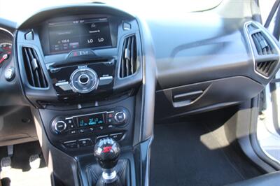 2013 Ford Focus ST   - Photo 17 - Van Nuys, CA 91406