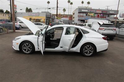 2021 Hyundai SONATA SEL   - Photo 24 - Van Nuys, CA 91406