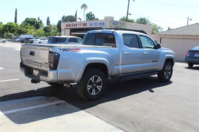 2019 Toyota Tacoma TRD Off-Road   - Photo 7 - Van Nuys, CA 91406