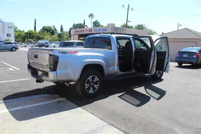 2019 Toyota Tacoma TRD Off-Road   - Photo 28 - Van Nuys, CA 91406