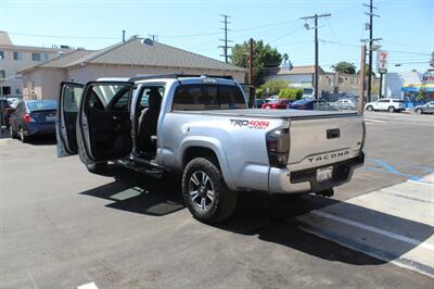 2019 Toyota Tacoma TRD Off-Road   - Photo 26 - Van Nuys, CA 91406