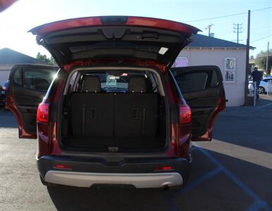 2018 GMC Acadia SLT-1   - Photo 26 - Van Nuys, CA 91406