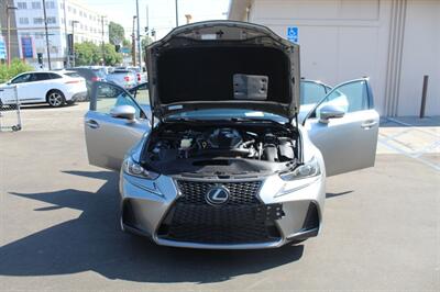 2017 Lexus IS 200t   - Photo 28 - Van Nuys, CA 91406