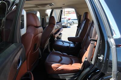 2016 Cadillac Escalade Luxury Collection   - Photo 11 - Van Nuys, CA 91406