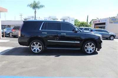 2016 Cadillac Escalade Luxury Collection   - Photo 8 - Van Nuys, CA 91406