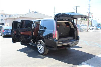 2016 Cadillac Escalade Luxury Collection   - Photo 28 - Van Nuys, CA 91406