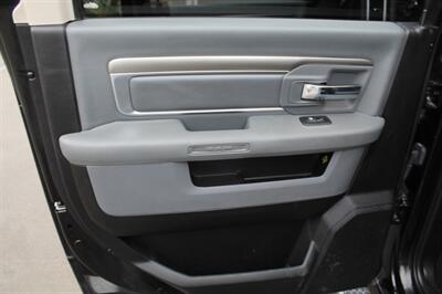 2020 RAM 1500 Classic SLT   - Photo 8 - Van Nuys, CA 91406