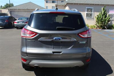 2014 Ford Escape Titanium   - Photo 6 - Van Nuys, CA 91406