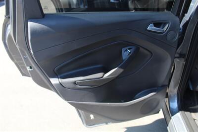 2014 Ford Escape Titanium   - Photo 12 - Van Nuys, CA 91406